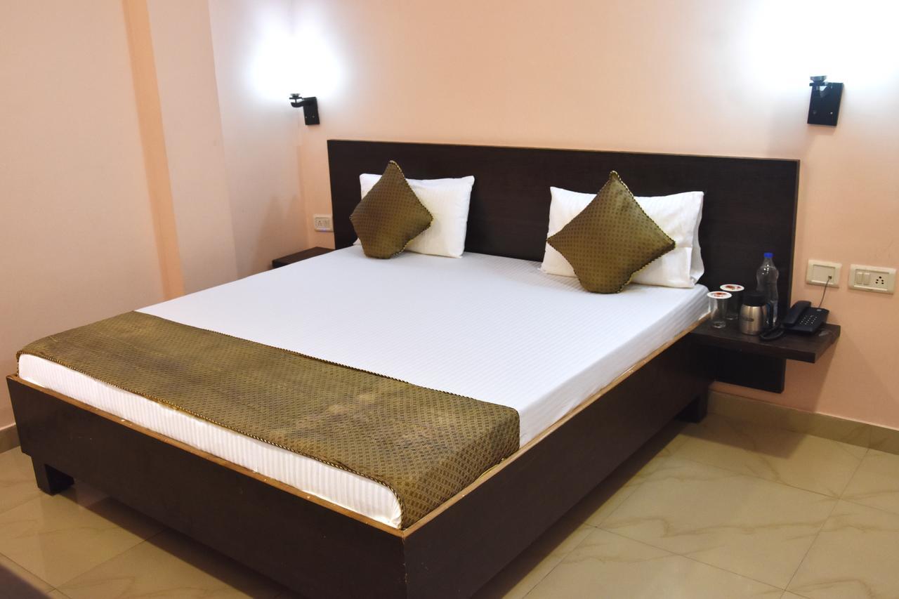 Munaro Hotels & Resorts Varanasi Eksteriør billede